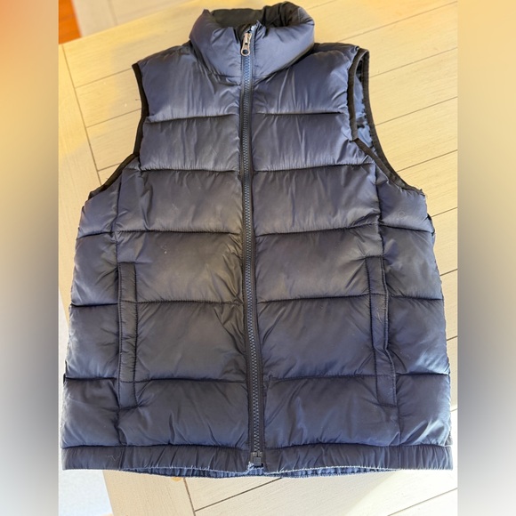 Gap Kids Puffer Vest - Picture 1 of 3